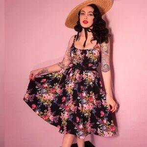 Vixen by Micheline Pitt Ingenue Dress in Black Vintage Floral Print XL